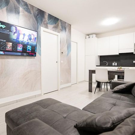 C-Apartment Lake Garda 萨罗 外观 照片